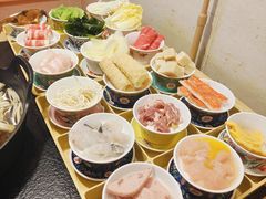 -绣园苏式火锅·开创者·腌笃鲜(大洋百货店)