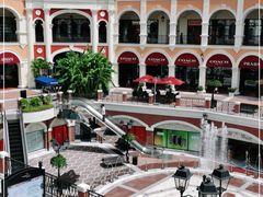 -佛罗伦萨小镇广佛名品奥特莱斯(疏港路店)