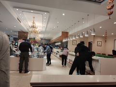 -泉福居酱骨头自助广场(南大街商业步行街店)