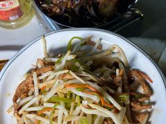 -丹水桥地锅鱼·翘嘴鲌·地方特色全鱼宴(丹江口大坝店)