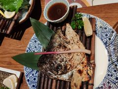 盐烤三文鱼头-二丁目食堂(铁西万象汇店)