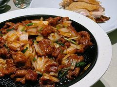葱爆小羊羔肉-悦融琥珀·京鲁菜·海味珍品(西单店)