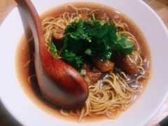 半斤半肉拉面-厝内小眷村(天河南一路店)