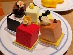 -咖啡苑自助餐厅·中国大饭店