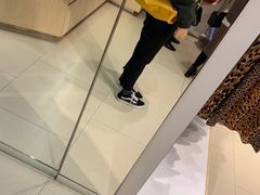 -Longchamp(佛罗伦萨小镇奥特莱斯店)
