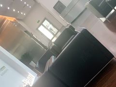 -奔驰上海利星(七宝店)