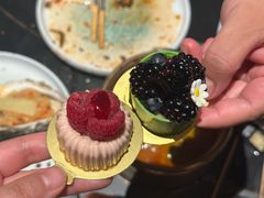 -雍容荟帝王蟹活龙虾展台自助(IFS黑金店)