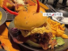 小恶魔牛仔汉堡-Devils’ Brewery小恶魔精酿啤酒(泛海美式熏肉店)