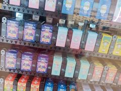 -泡泡玛特POPMART(黄岛新城吾悦店)