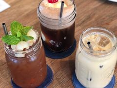 -ROAST coffee & eatery
