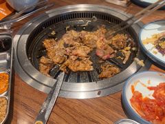 -明洞阿姨·韩式酱蟹烤肉·创意料理(三元桥店)