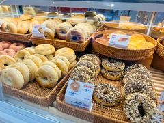 -红星前进面包牛奶公司(君太店)