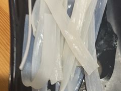 -果松木炭酸菜铜火锅·外婆参鸡汤