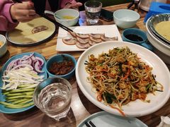-合合春饼·酱骨·东北菜(潘家园店)