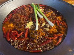 红锅-老街坊市井火锅(营门口店)