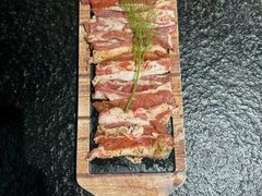 -四斤烤肉(东戴河孟家店)