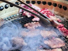 -铭牛烧肉·和牛海鲜自助(高新月牙湖店)