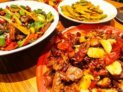 -柴窝堡22号辣子鸡·传承新疆菜