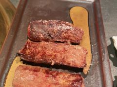 -铭牛烧肉·和牛海鲜自助(高新月牙湖店)