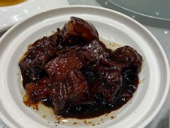 本帮红烧肉-东方明珠老上海8号餐厅(东方明珠广播电视塔店)