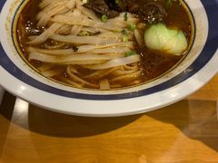 -霸蛮湖南菜·牛肉粉(荣京西街店)