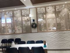 大堂-白氏兄弟烧烤(尹家沟店)
