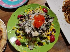 黑醋汁鱼子酱蔬菜沙拉-盘炉forenza·云贵川融合小食堂 ( 钟楼中柳巷店)
