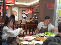 -小天鹅火锅·一线江景洪鼎旗舰店(洪崖洞店)