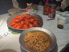 -巴厘龙虾·榜首油焖大虾(音乐学院·沿江酒馆店)