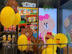 -LINE FRIENDS Garosu-gil Flagship Store