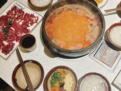 -贵府酸汤牛肉火锅·贵州老字号(飞山街店)