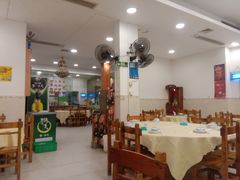 大堂-湛江鸡饭店(岗心路店)