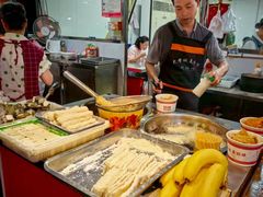 -大学城商业街美食城