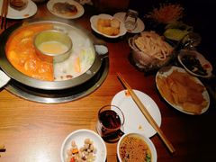 -佬土鹅肠火锅(解放路店)