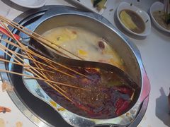 -佰人王串串香火锅(洋珠巷店)