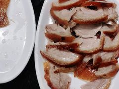 -皇城根·鲁菜济南菜·吊炉烤鸭·炒鸡鱼头(济南旗舰店)