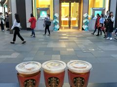 -星巴克臻选(成都太古里店)