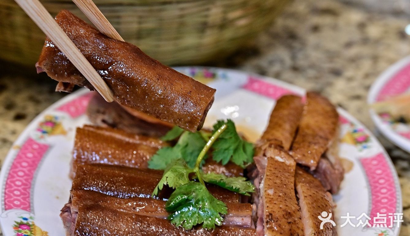 富硒水砂锅海鲜粥好香哦！