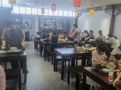 -蟹上黄·蟹黄面·江南糖水(人民广场店)