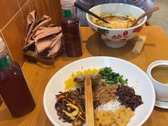 -云味馆米线(广州白云凯德店)