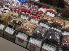 零售区-泰康食品(南京东路店)
