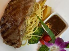 西冷牛扒配意粉-昔士风中西餐厅(天河公园店)