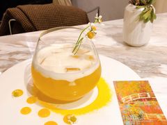 吉维尼的正午-théATRE 茶聚场(王府中環店)