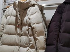 -优衣库(上海虹口龙之梦店)