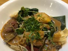 -大食代美食广场(上海中心店)