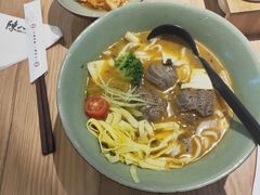 手切酸菜牛腱子面-陳八两面家(滨江天街店)