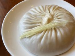 陈士荣蟹黄汤包-鸿运酒楼