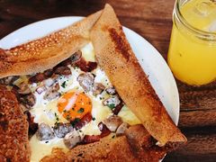 鸡蛋蘑菇熏肉荞麦可丽饼-RAC BAR(安福路店)