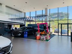 -北京上地四方一汽大众4S店(上地店)