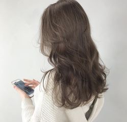 -SIX Hair Consultant